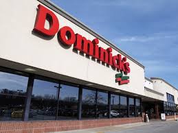 Exterior of Dominick's Supermarket - Chicago, IL